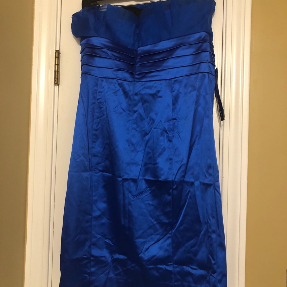 Bebe Dress - Picture 2 of 8